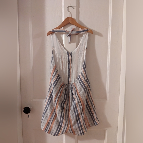 Halter one piece shorts - Picture 2 of 3